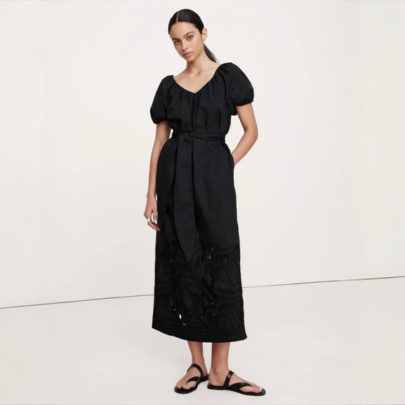 Banana Republic Dresses & Skirts - NWT Banana Republic Embroidered Cotton Poplin Ruched Midi Dress